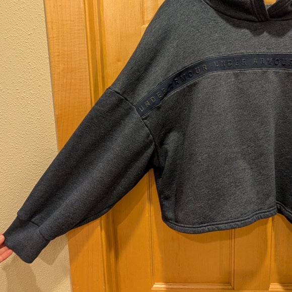 Under Armour Women's Dark Gray Cropped Hoodie - Picture 3 of 8